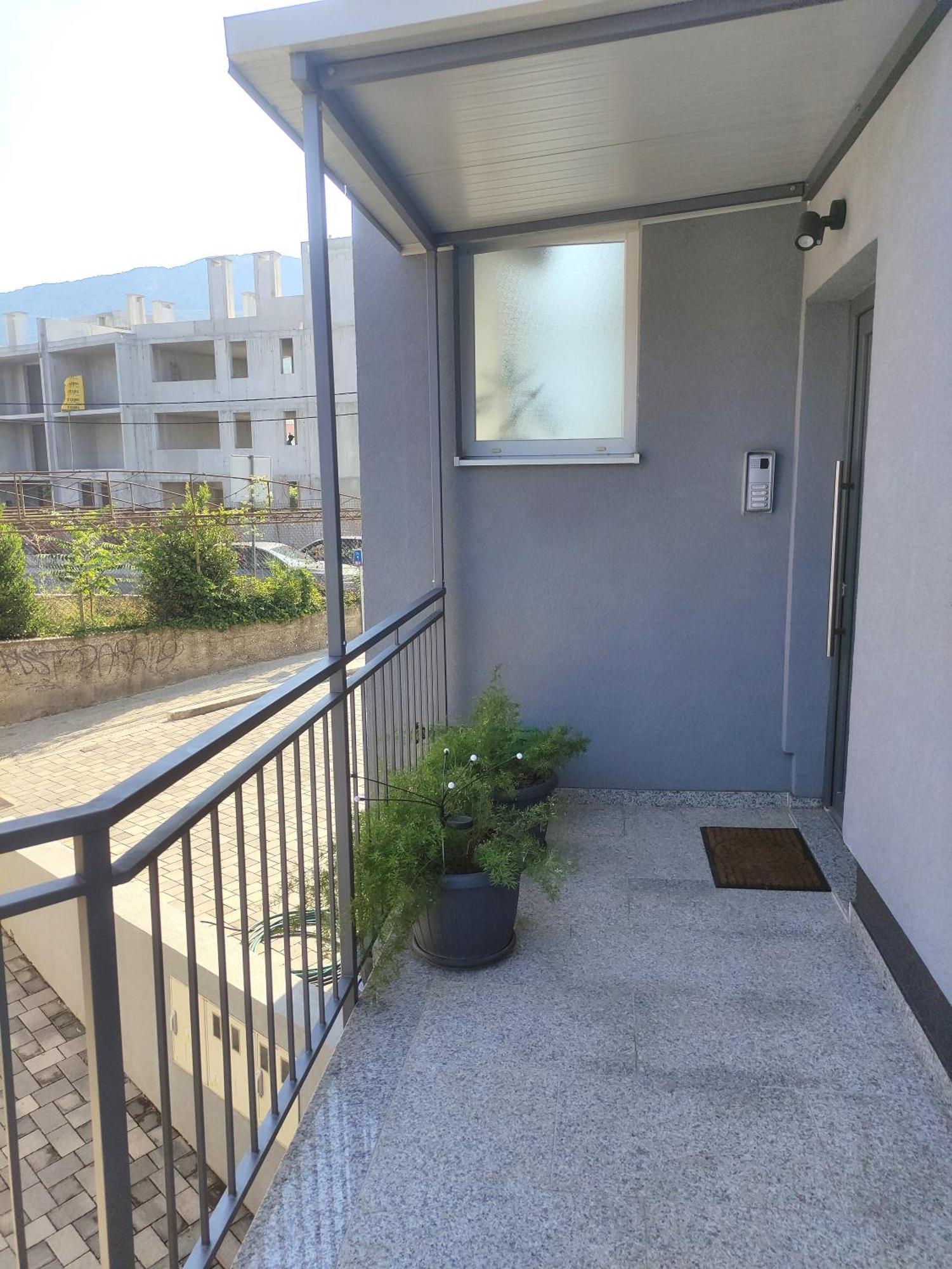 Rosie Apartment Подстрана Екстериор снимка